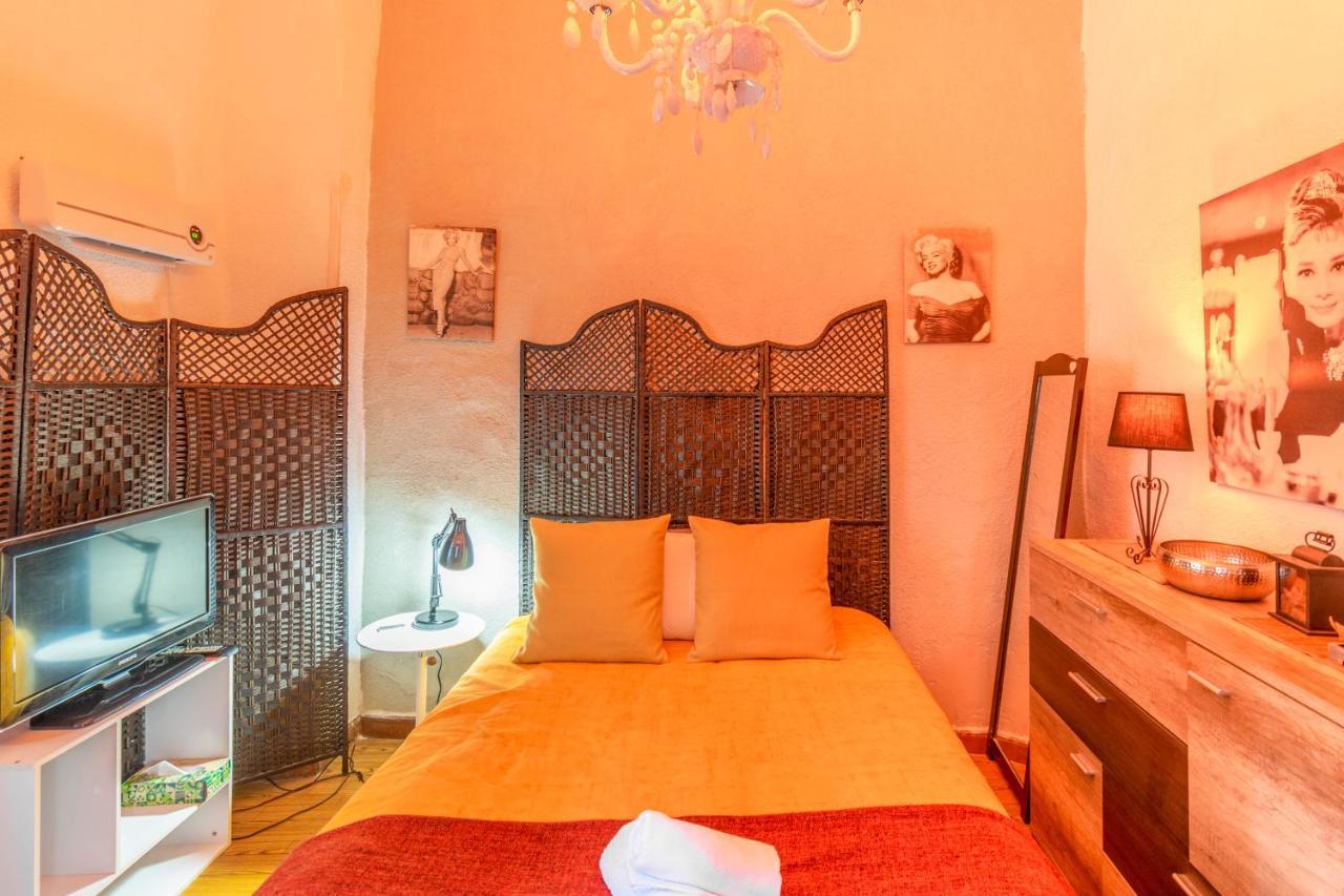 Acogedor Apartamento En El Corazon De Pamplona Exterior foto
