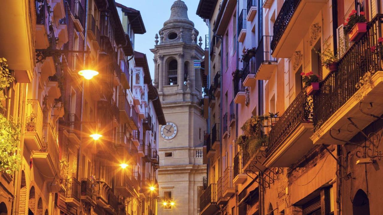 Acogedor Apartamento En El Corazon De Pamplona Exterior foto